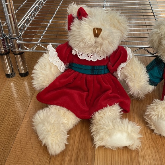 Vintagee Commonwealth Christmas Bears - Picture 2 of 6